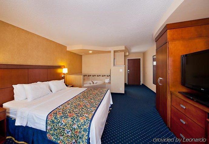 Courtyard By Marriott Fort Smith Downtown Ruang foto