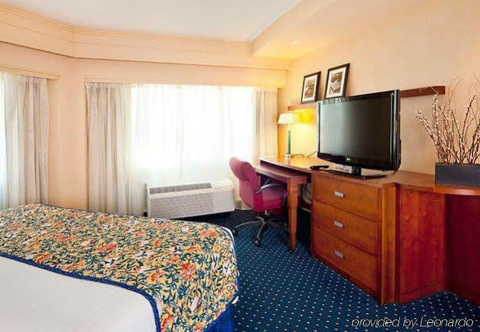 Courtyard By Marriott Fort Smith Downtown Bagian luar foto