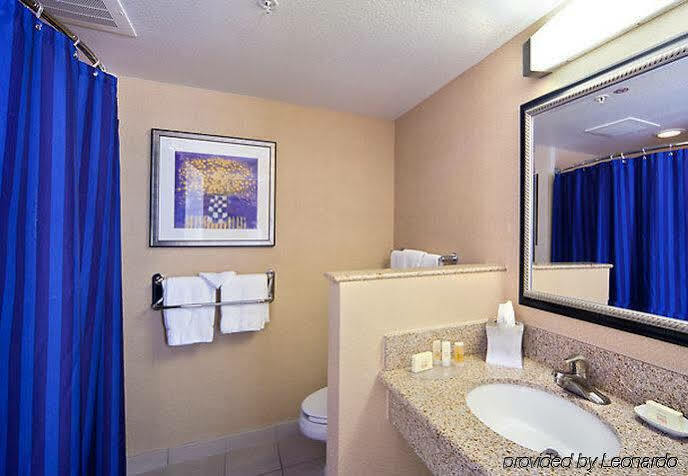 Courtyard By Marriott Fort Smith Downtown Bagian luar foto
